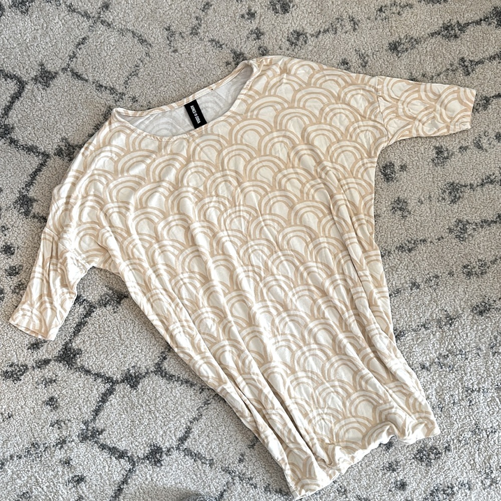 Dolman Top - Picture 2 of 3